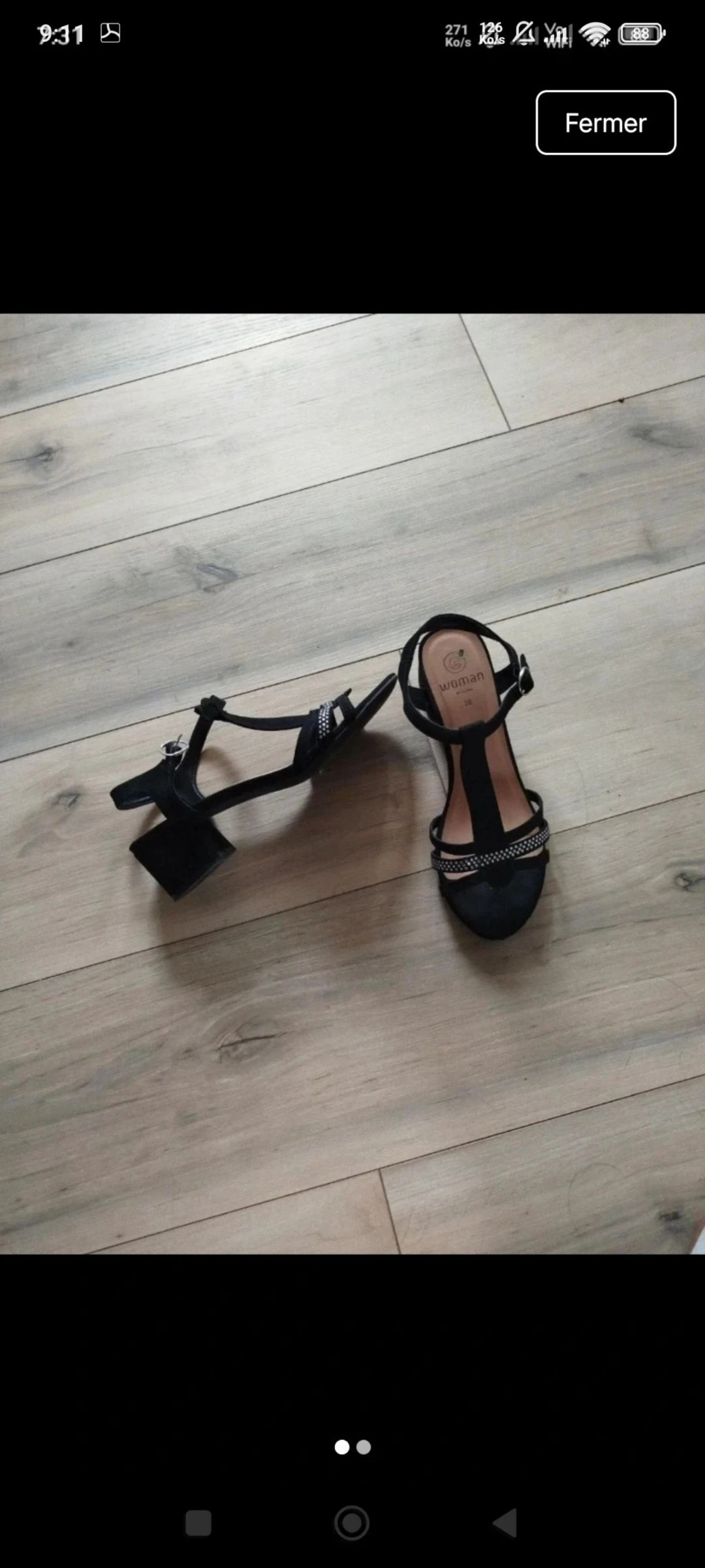 Sandale a talons